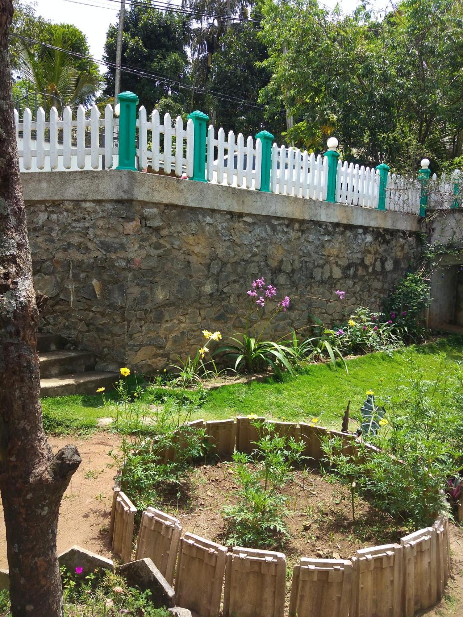 Jasmine Garden Inn Ella Extérieur photo